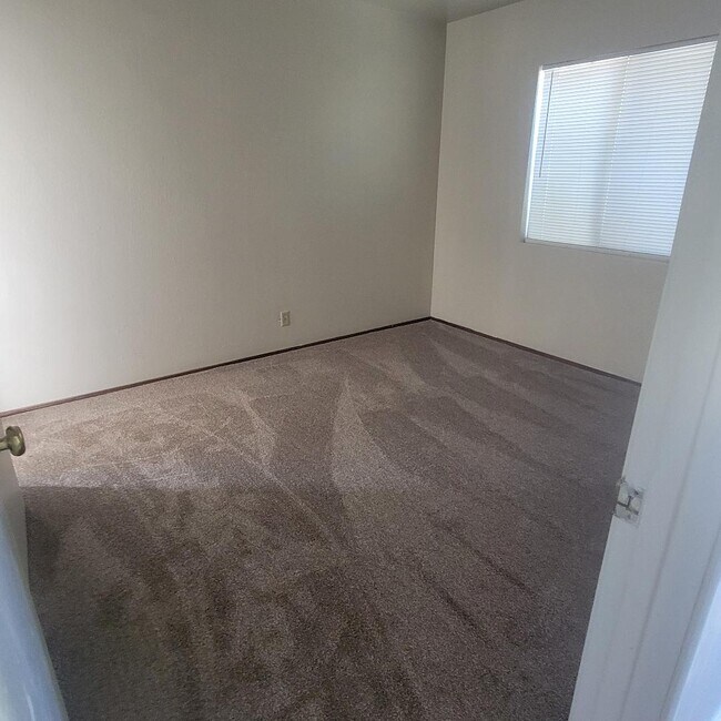 Foto del edificio - 1079 Poplar St