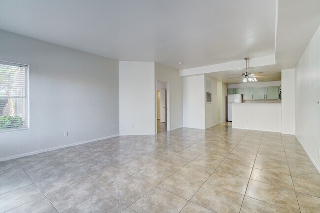Foto del edificio - 5125 W Reno Ave