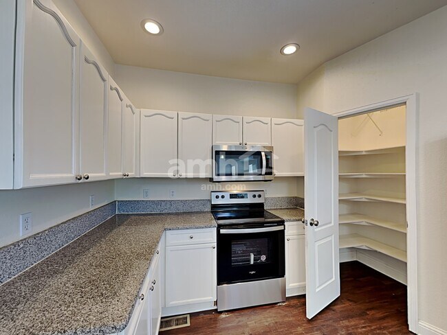 Foto del edificio - 10439 Vaughn Way