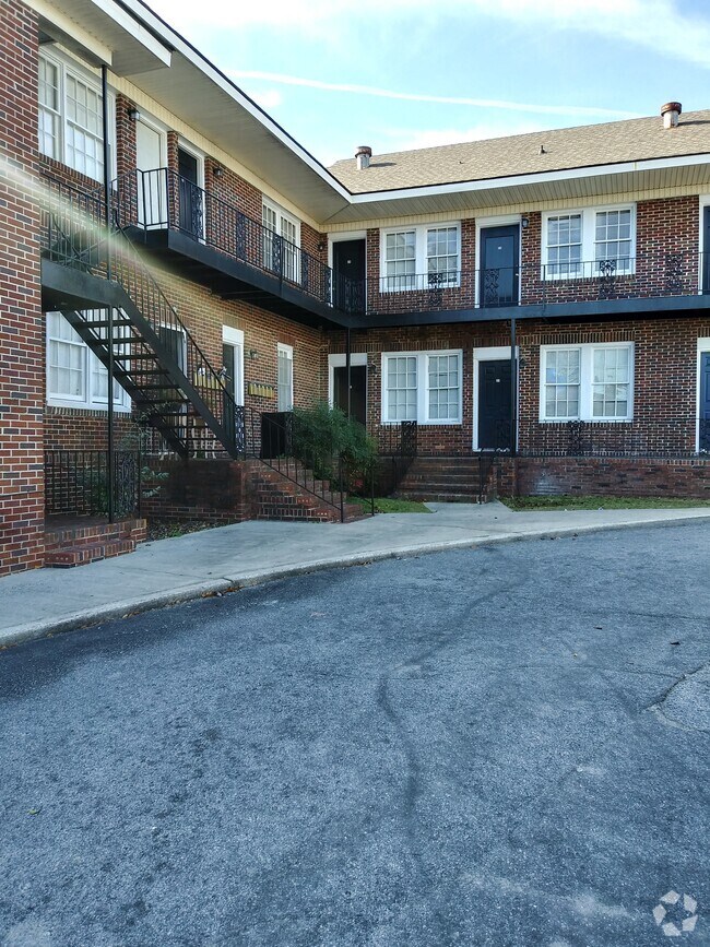 Downtown Statesboro Houses for Rent with a Swimming Pool Statesboro