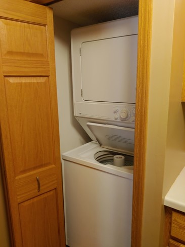 Washer and Dryer - 1000 Pine St