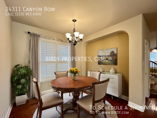 Foto del edificio - 24311 Canyon Row
