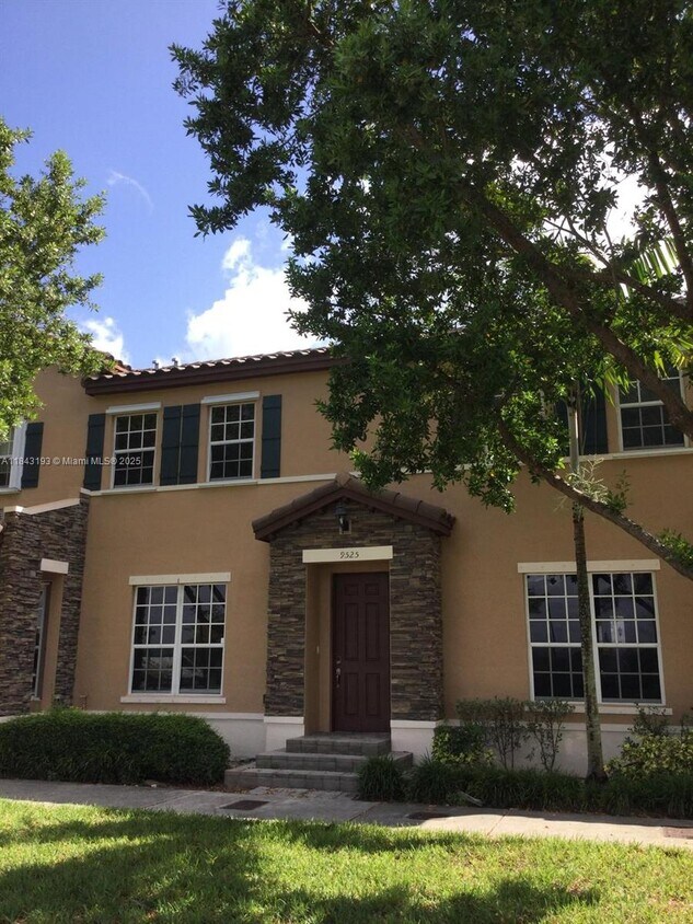 Primary Photo - 9525 SW 171st Ct