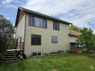 Building Photo - 224 Marilyn Ct