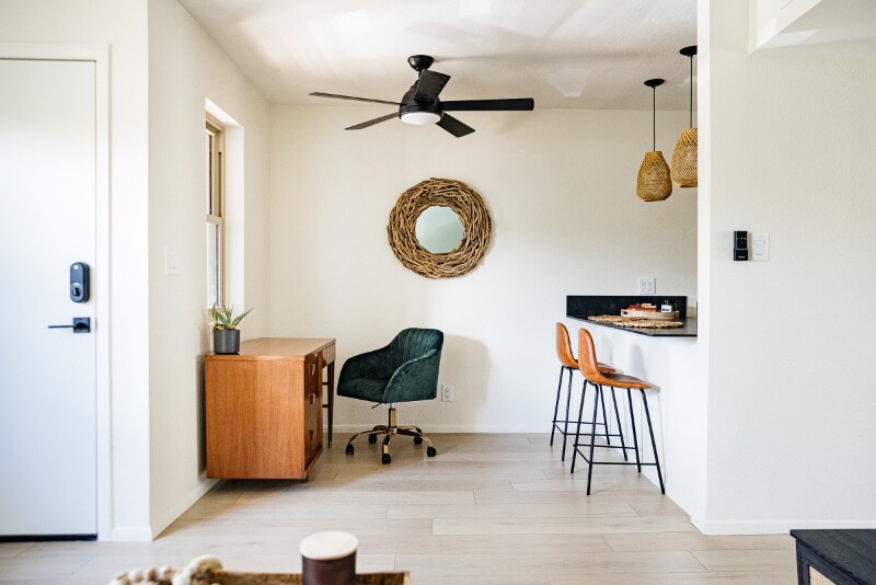 Foto principal - 325 Price Rd