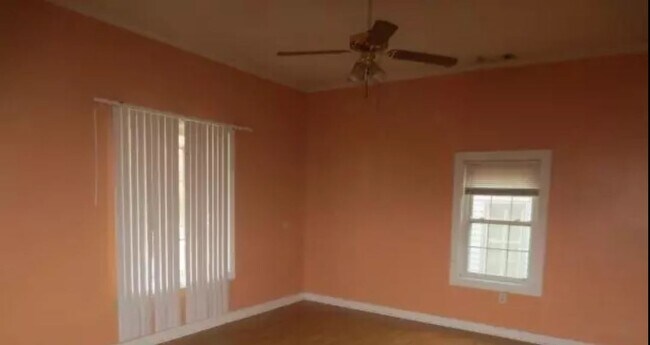 Recién pintado - 615 N 17th St