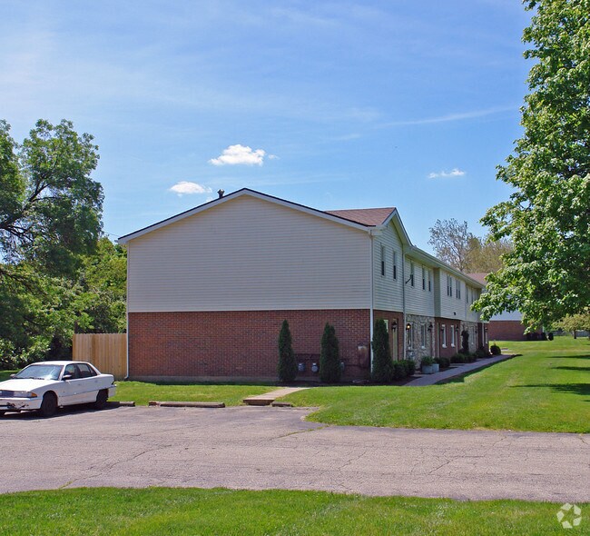 Building 2 Apartments Centerville, OH
