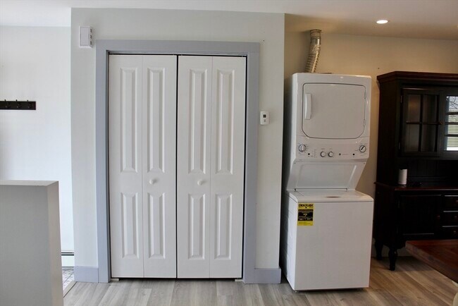 Foto del edificio - 44 True Rd