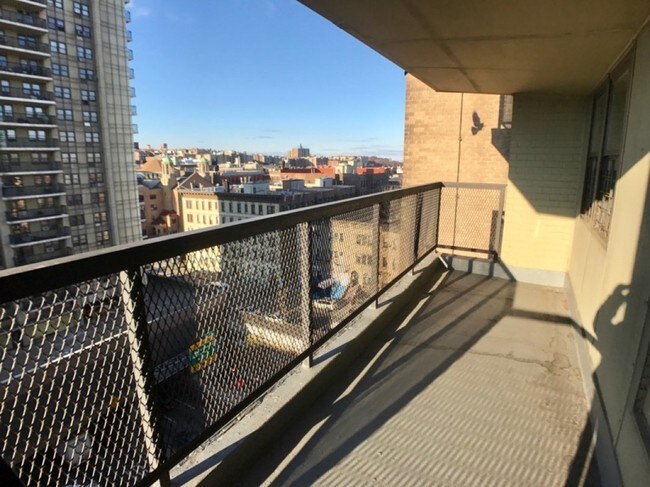 Building Photo - 1365 Saint Nicholas Ave