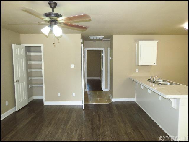 Foto del edificio - 262 Glenna Ln