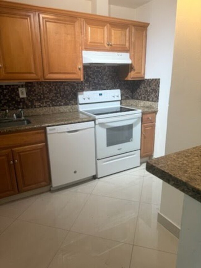Foto del edificio - 1021 NW 45th St