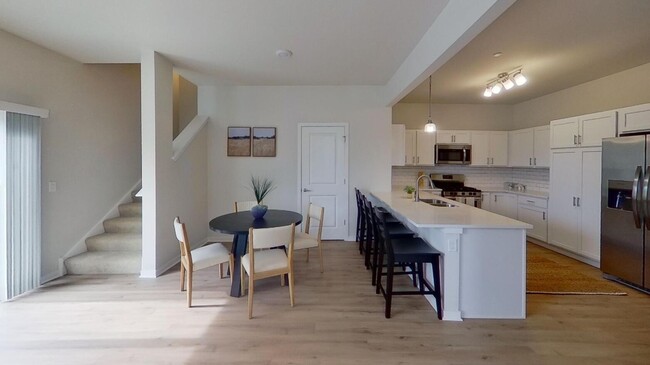 Kitchen Dining room - Bristol Bay of Yorkville