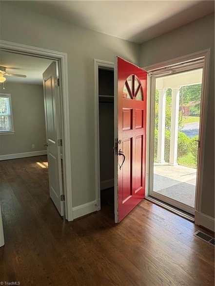 Building Photo - 1100 Glenwood Ave