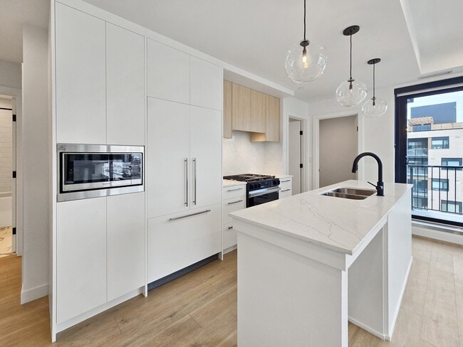 Photo du bâtiment - 8375 Broadcast Ave SW