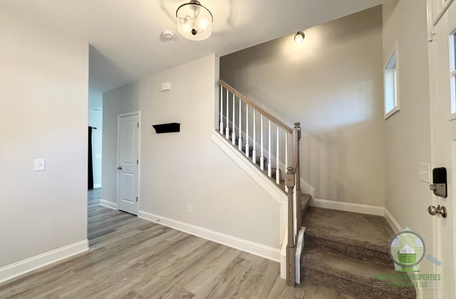 Foto del edificio - 8043 Gladeside Wy