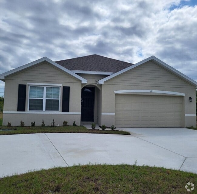 Building Photo - 3743 SW Port St Lucie Blvd