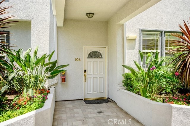 Building Photo - 465 E Magnolia Blvd