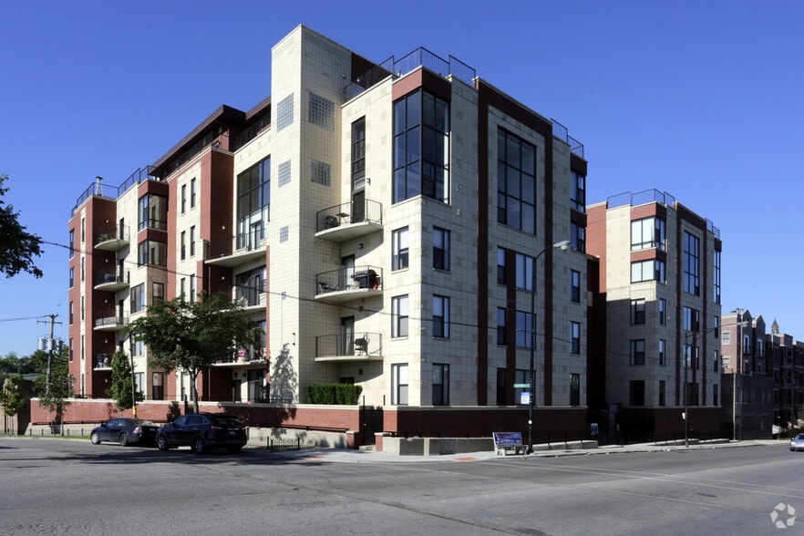 Riverview Terrace Rentals Chicago, IL