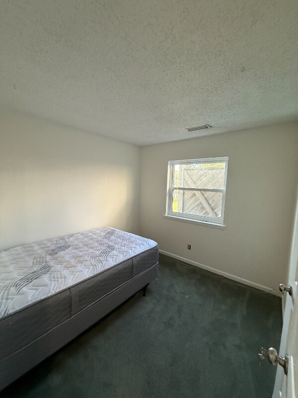 Foto del edificio - 1727 Delaney St