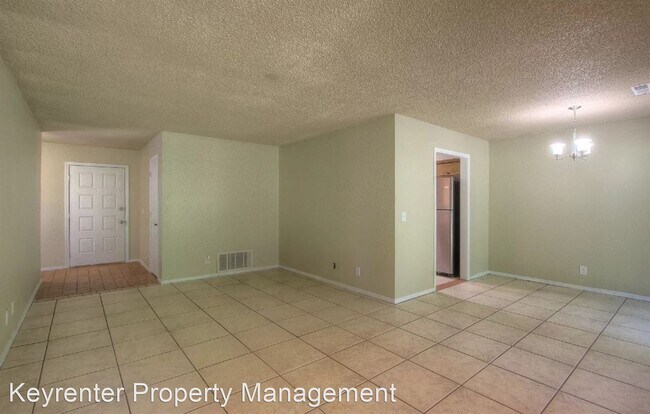 Foto del edificio - 3 br, 2 bath House - 4900 S Gum Ave