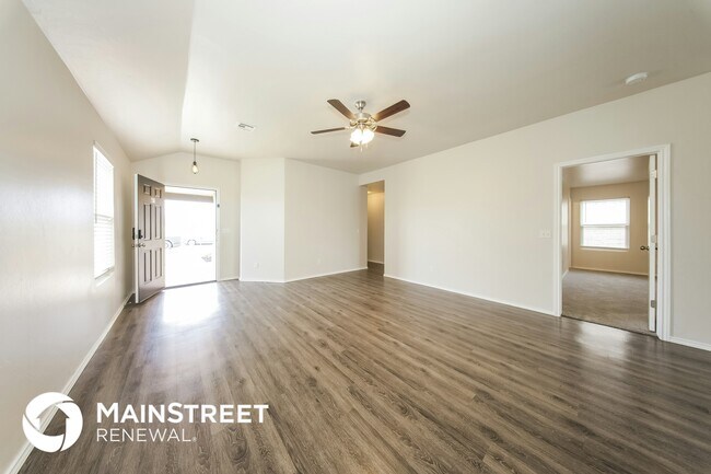 Foto del edificio - 5632 Dunlin Rd