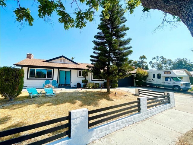 Building Photo - 2565 E Westport Dr
