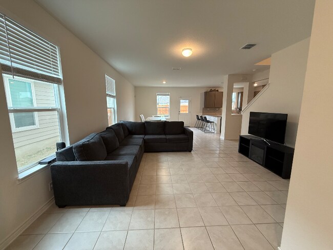 Foto del edificio - 409 Dakota Crk