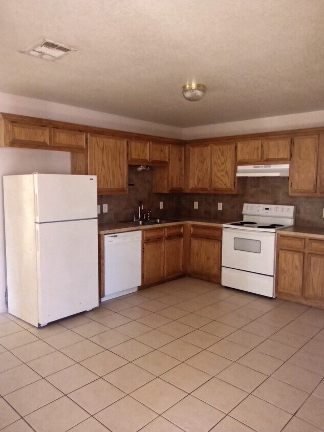 Foto principal - 617 Bermuda St