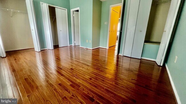 Foto del edificio - 14229 Angelton Terrace