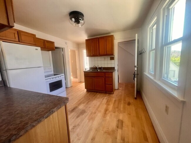 Building Photo - 911 W Eula Ct