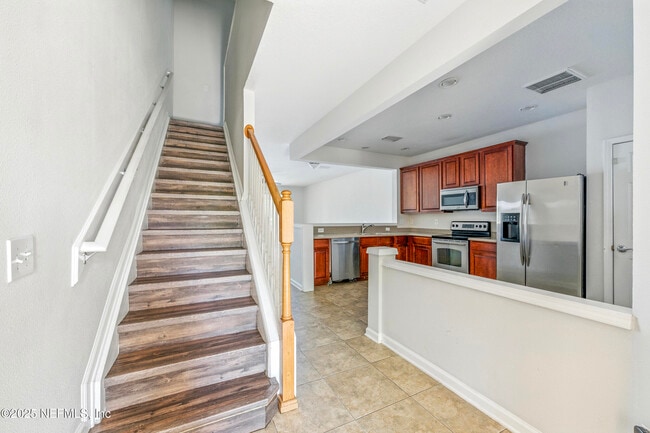 Building Photo - 11276 Campfield Cricle