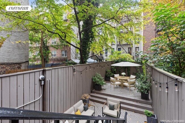 Foto del edificio - 320 E 55th St