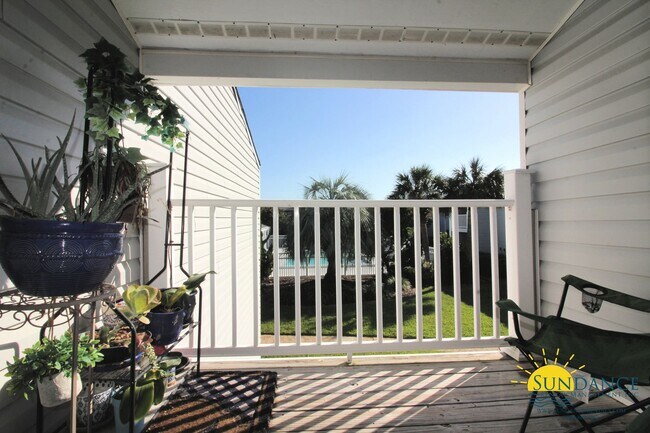 Foto del edificio - Beautiful 2 Bedroom Unit at Finisterra!