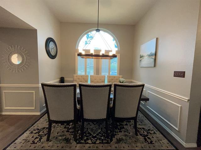 Foto del edificio - 3909 Meadow Dr