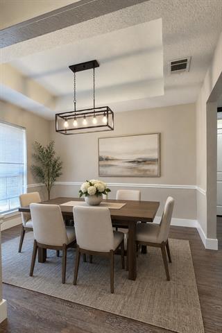 Foto del edificio - 7414 Ryan Rd