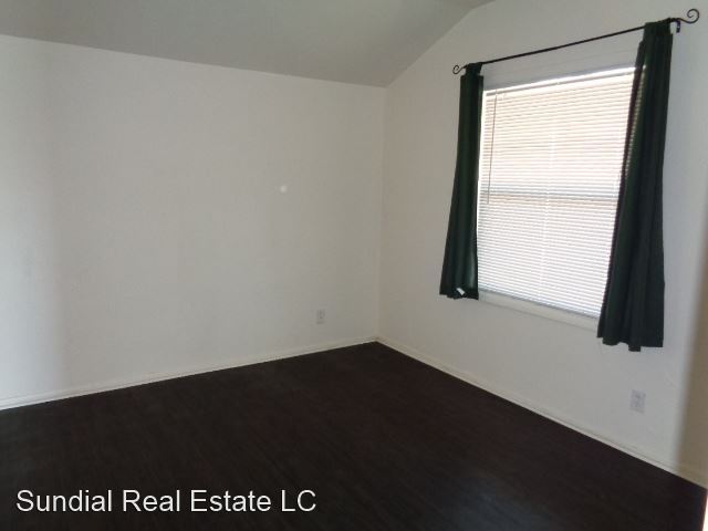 Foto del edificio - 864 E Chandler Blvd
