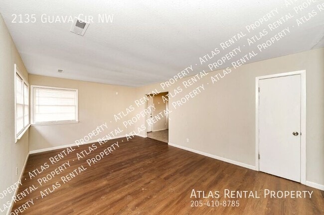 Building Photo - 2135 Guava Cir NW