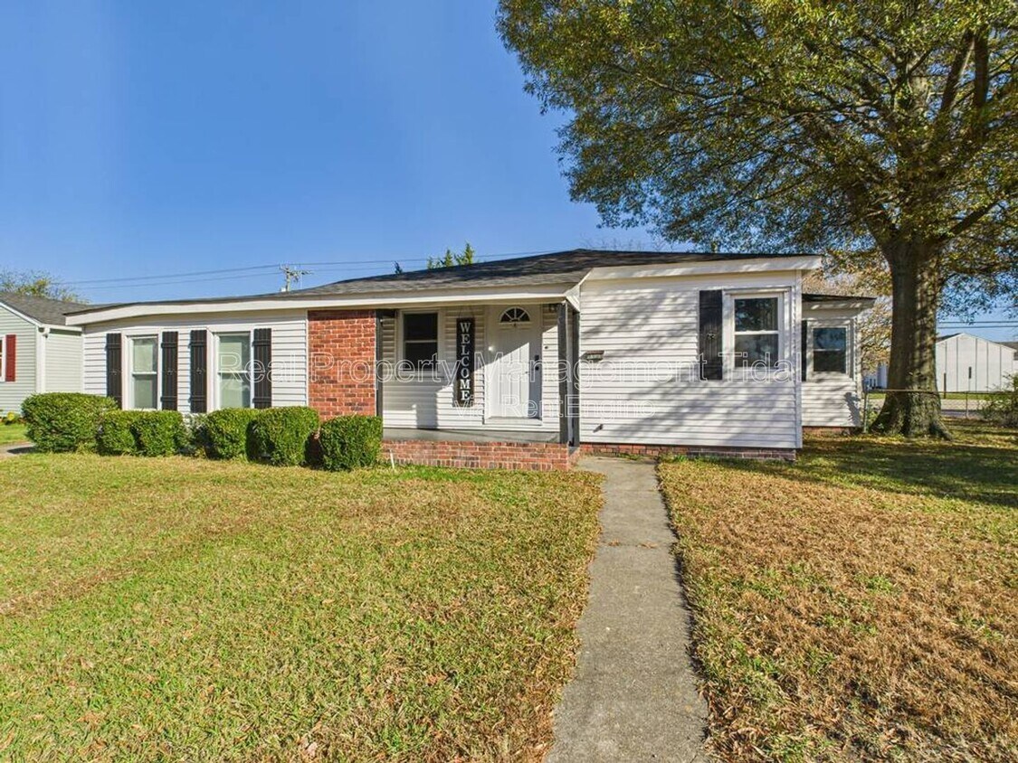 Foto principal - 8000 Diggs Rd