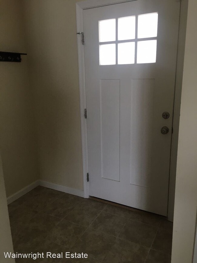 Building Photo - 2 br, 1 bath House - 1218 West Ocean View ...