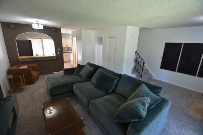 Foto del edificio - 14720 W Ellsworth Ave