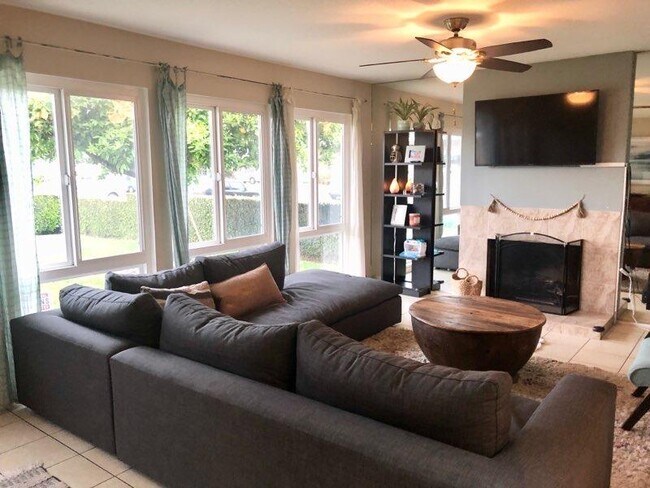 living room - 6032 Stone Cir