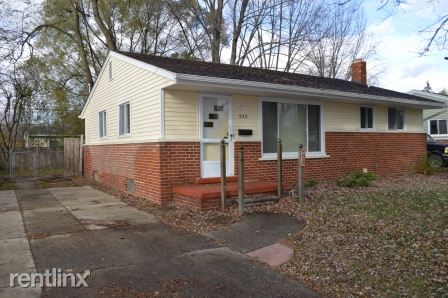 Primary Photo - 940 Nash Ave