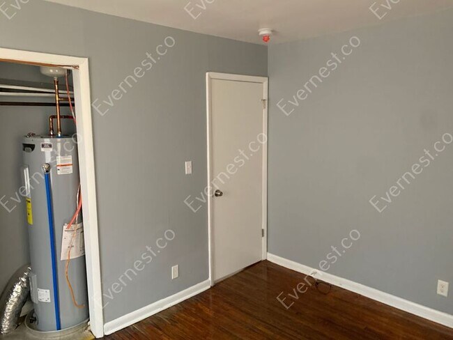 Building Photo - 737 47th St N