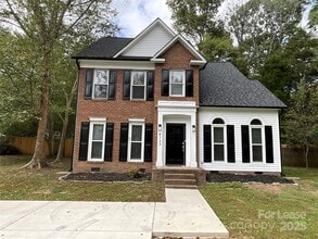 Building Photo - 8733 Canter Post Dr