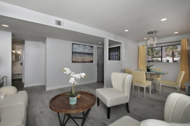 Foto del edificio - 5301 E Waverly Dr