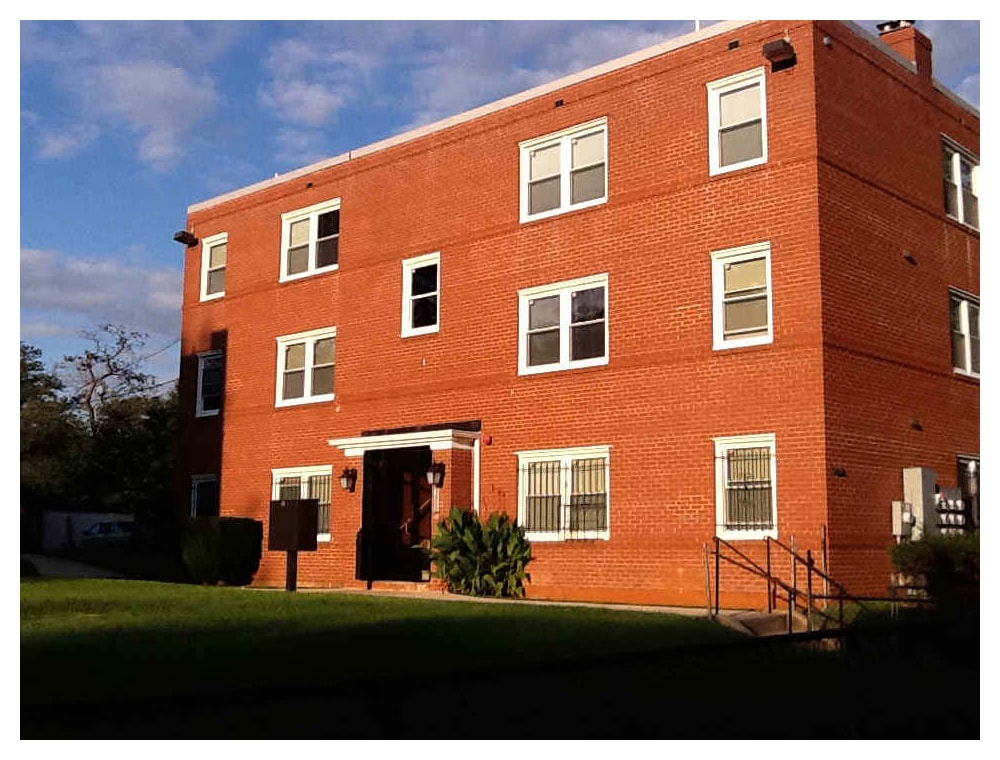 Primary Photo - 1408 A St SE