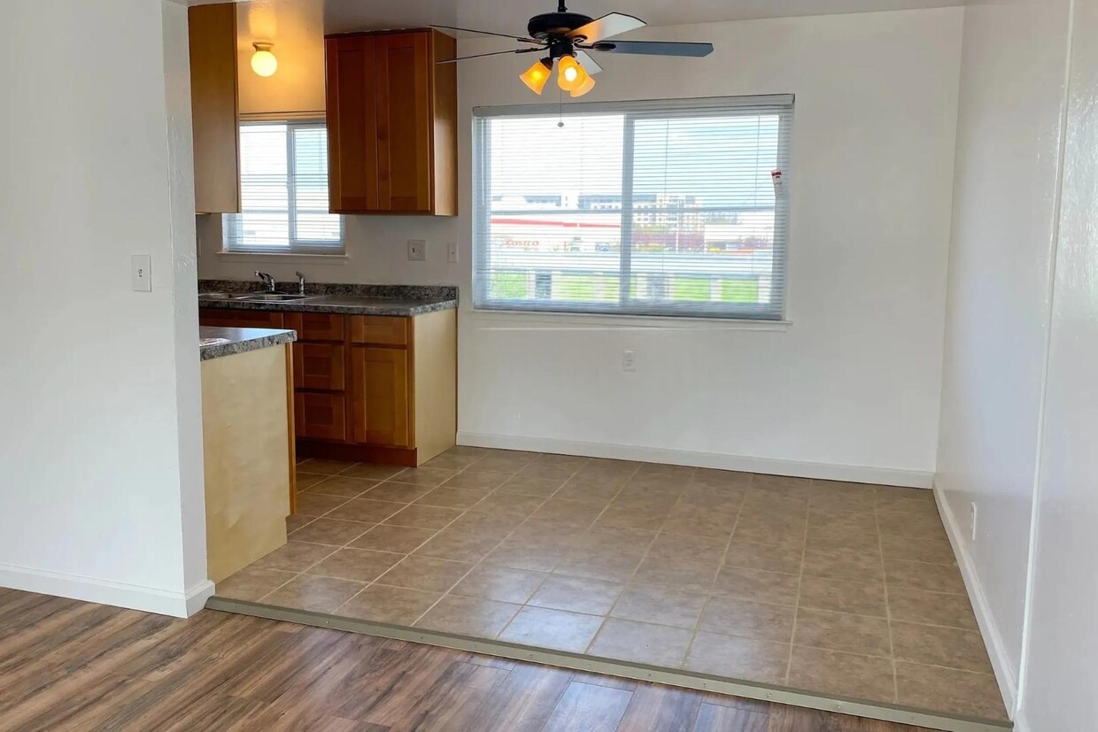 Foto del edificio - 3499 Agate Dr