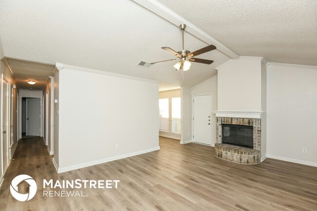 Building Photo - 5824 Heatherglen Terrace