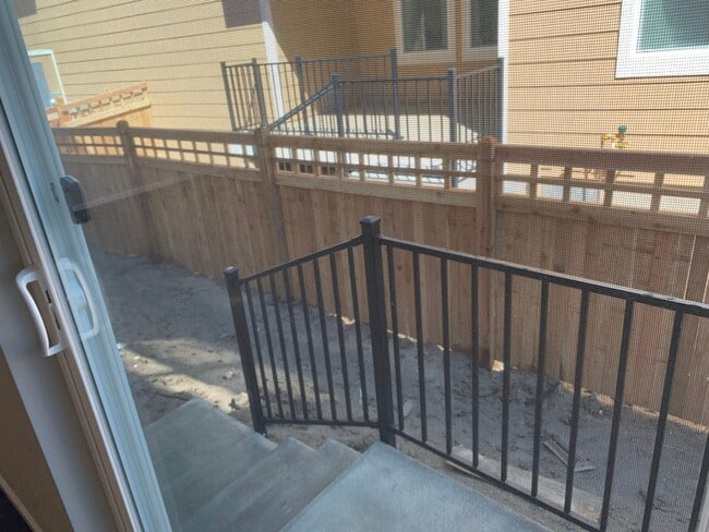 Building Photo - 7164 Bedlam Dr