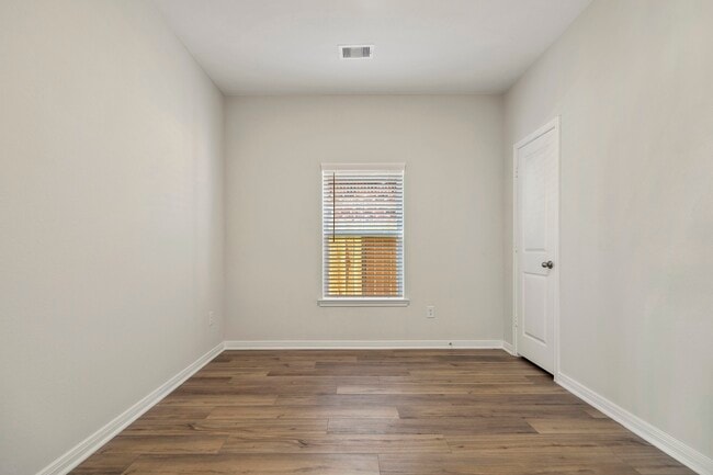 Foto del edificio - 420 Mystic Slopes Dr